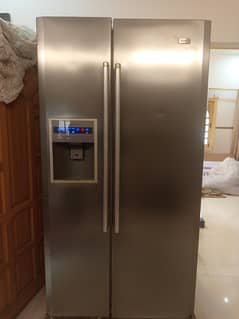 haier 2 door refrigerator model num HRF 663itA2