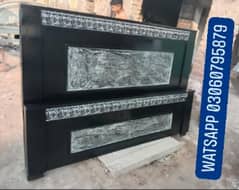 black colour black polish silver contrast bed