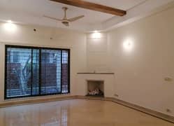 Buy A 1 Kanal Lower Portion For rent In DHA Phase 3 - Block X