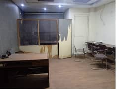 Area 550 Square Feet Office Available For Rent Real Pictures In Main Boulevard Road Gulberg 3 Lahore