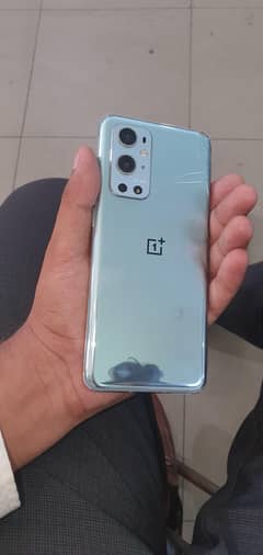 one  plus 9 pro 5G  12gb 256gb