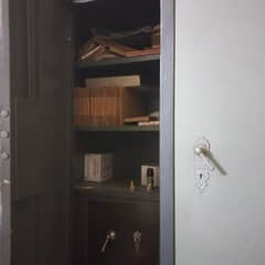 Almari