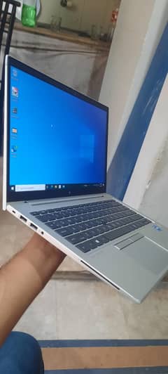 HP