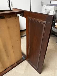 2 single beds wooden