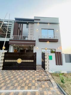 5 marla house available for sale in bahriya nasheman modern design solid construction near toooo market and Masjid all facilities available here. . .