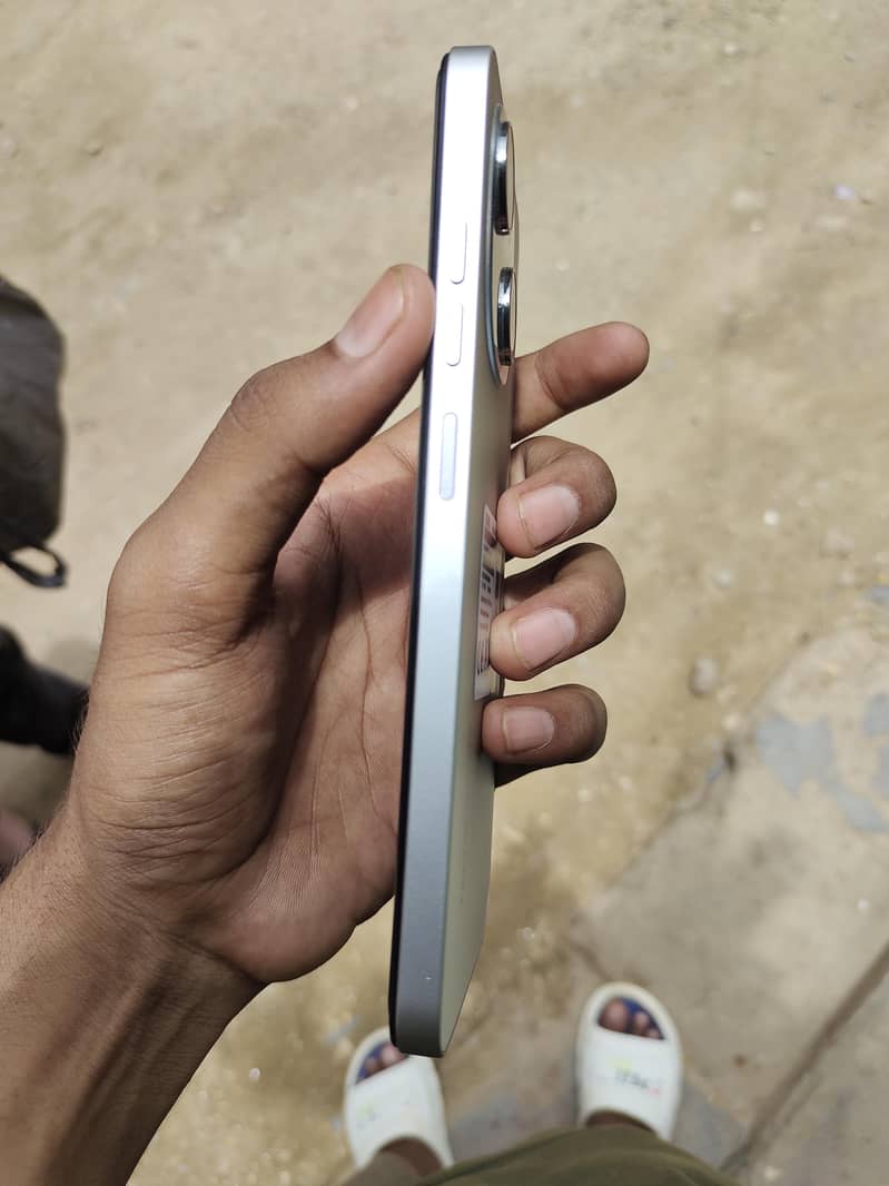 Techno Spark Go 1 2