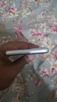 iPhone phycial dual SIM official PTA