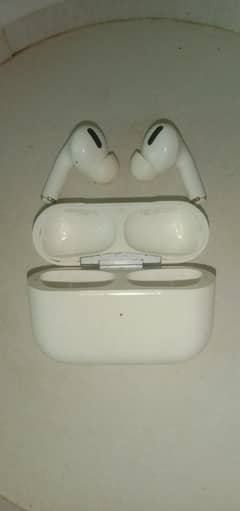 AIRPODS