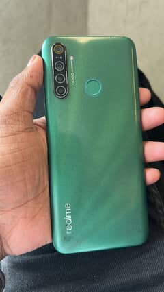 Realme 5i 4gb/64gb with box
