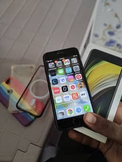 Iphone se 2020 with box