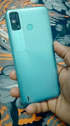 tecno spark 6 go