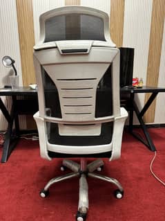 Office chair computer white chair just like new