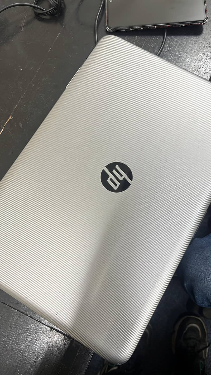 Hp Notebook core i3 5th generation 2