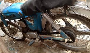 Yamaha YB 100
