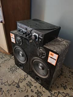 speakers with Bluetooth amplifier
