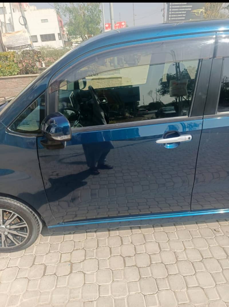 daihatsu move custom 7