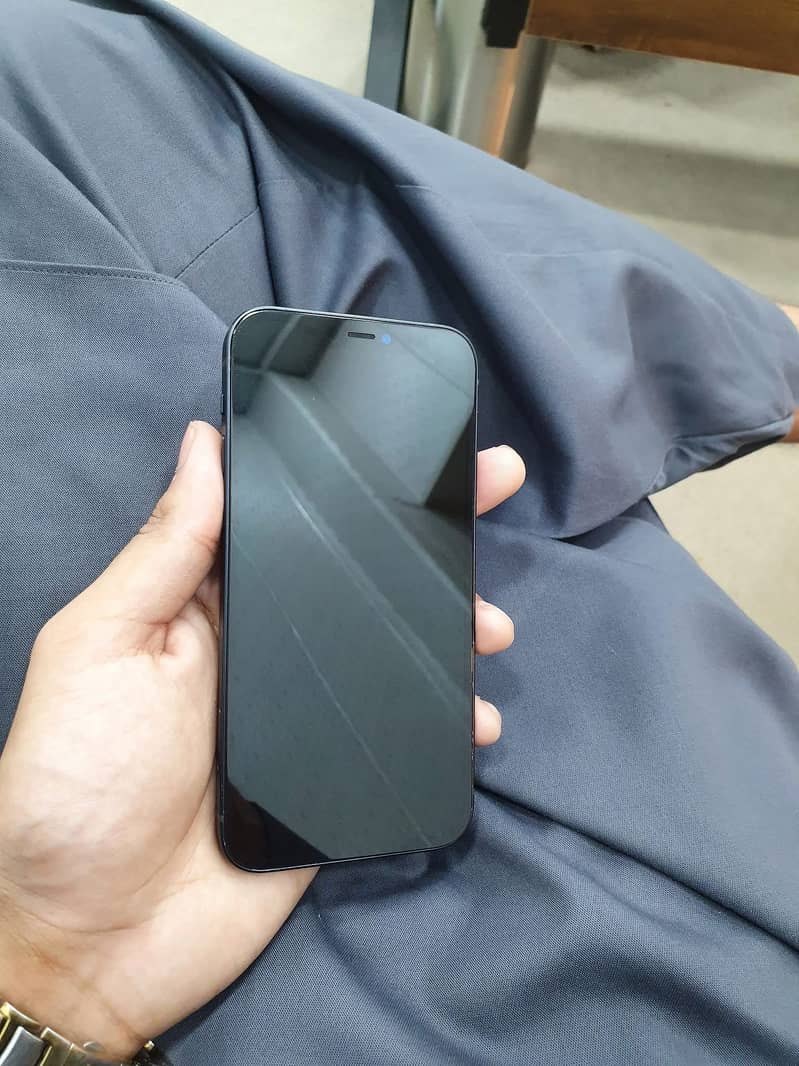 iPhone 12 64gb Non PTA Fu 3