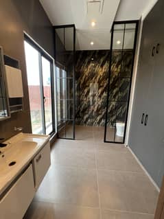 5 Marla House In Paragon City For sale