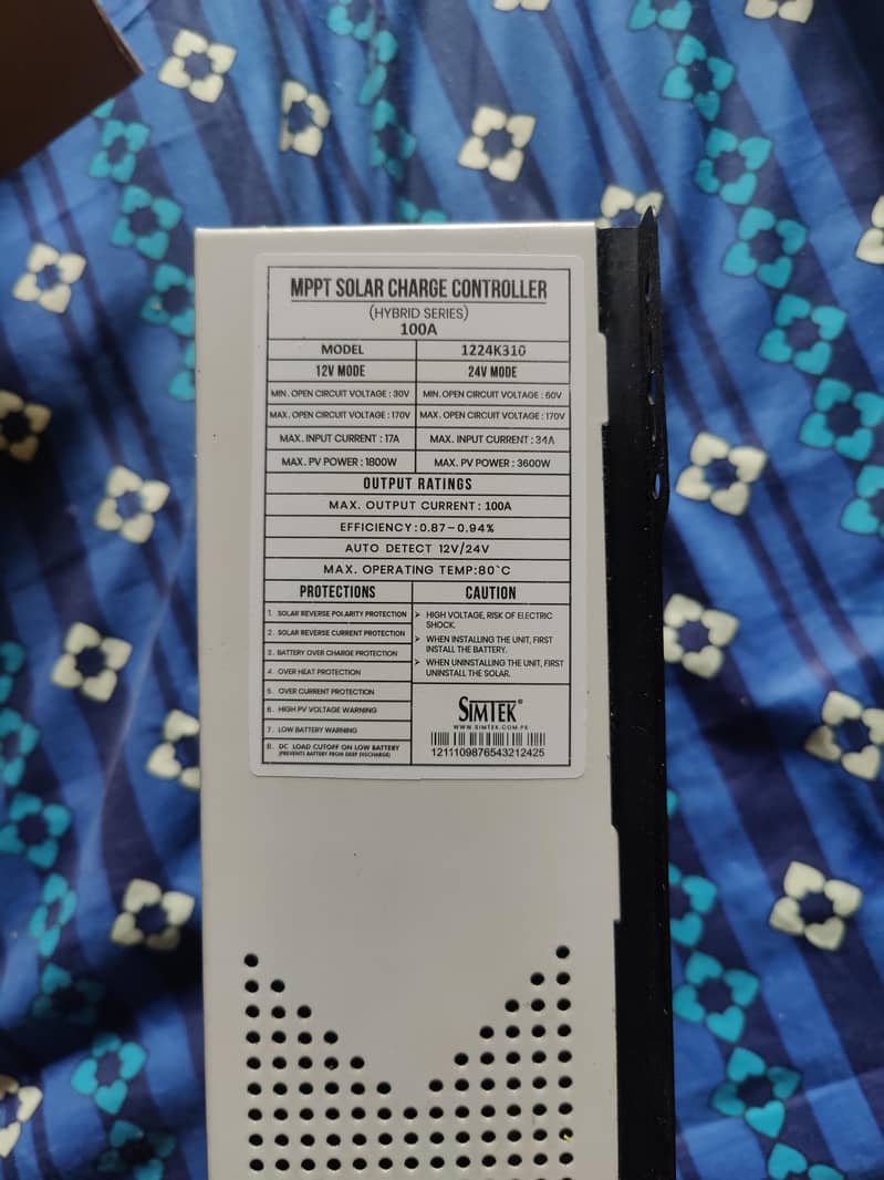 SIMTEK MPPT Controller 100A 1