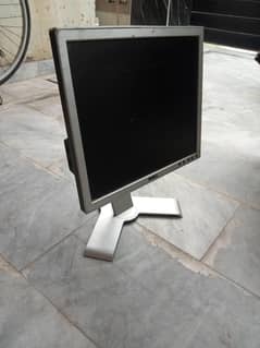 Dell 17 inches 7/10  Best condition monitor 03099954525