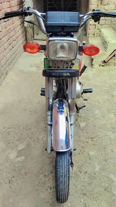 later copy ok koy km ni hona argnt sal h rabta krioo