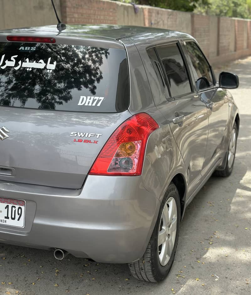 Suzuki Swift DLX 1.3 Navigation 2017 Model. 12