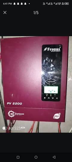 4 solar panels and 2200pv inverter with all accessories