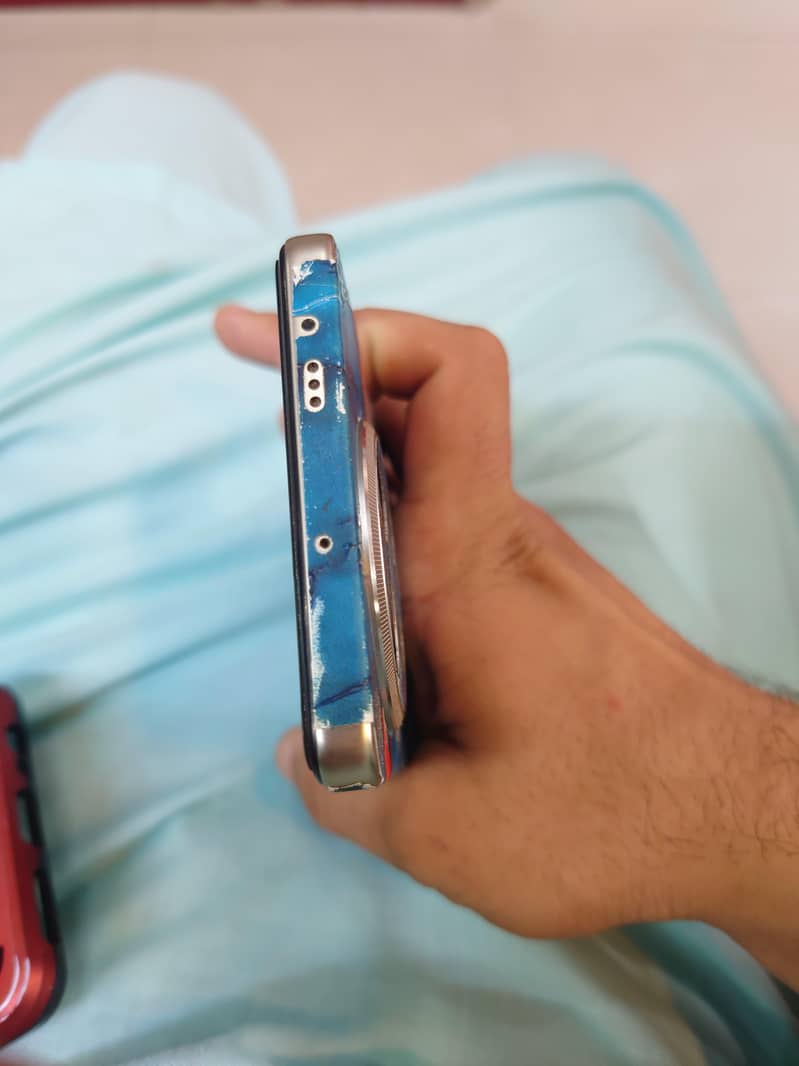 camon 30 10/10 condition 1 month used full box numb( 03155459098) 7