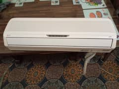 LG 1 ton  Genuine non inverter Split Ac For Sell  0300 3752484