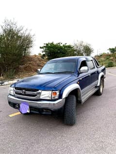 hilux tiger 2001 model