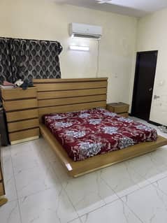WOODEN BED SET FOR SALE