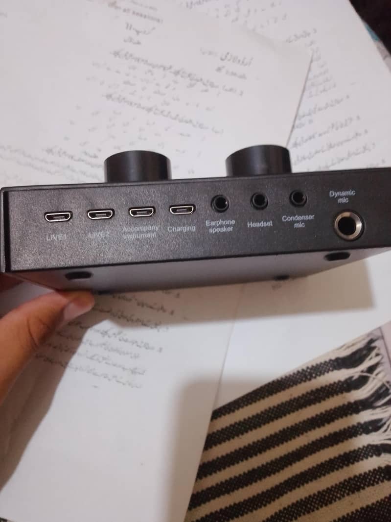 V8 Live Sound card From ICON, in New and Good condition. 3