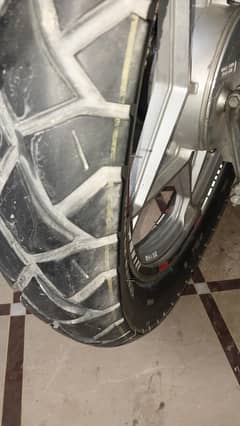 Darson Hulk 100-90-18 tubeless & Darson athelete 2.75-18