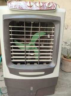 DC cooler, 12 volt pump and fan