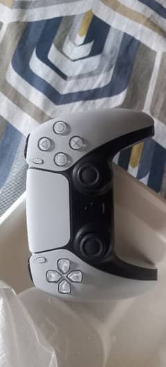 Ps5 controller with box