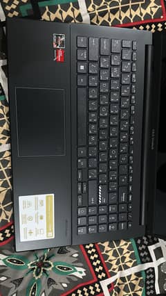 Asus Vivobook go 15 (Oled Screen) ryzen 5 16/512