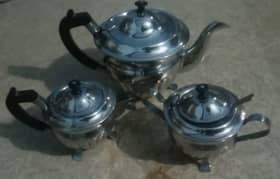 STEEL KETTLE  SET (GOOD CONDITION )