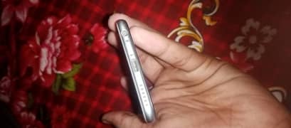 awais