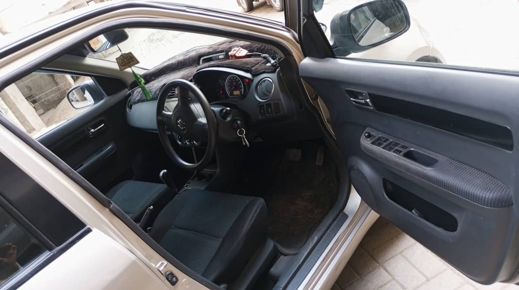 Swift automatic 1.3 dlx navigation 4