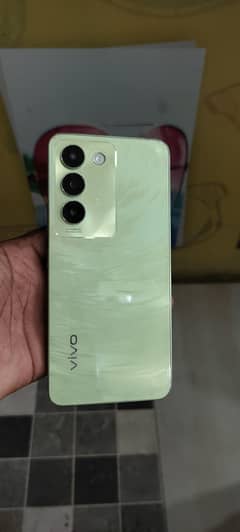 Vivo y100 6/128