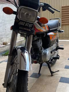 CG-125 21/22 model honda