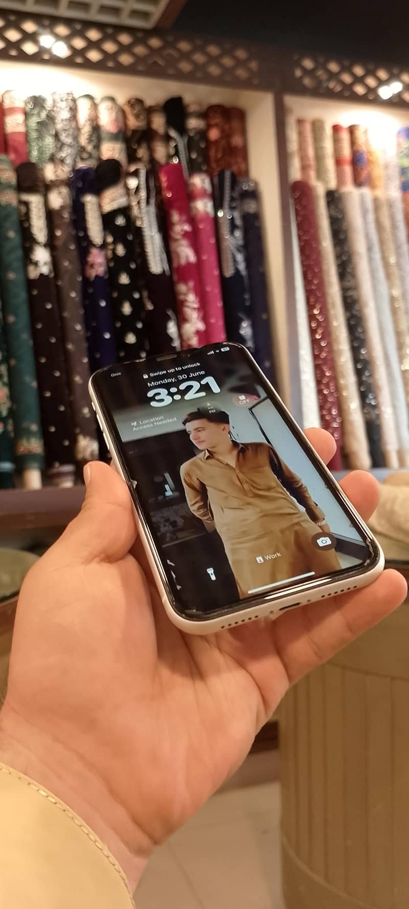 IPHONE XR SIM WORKING 4