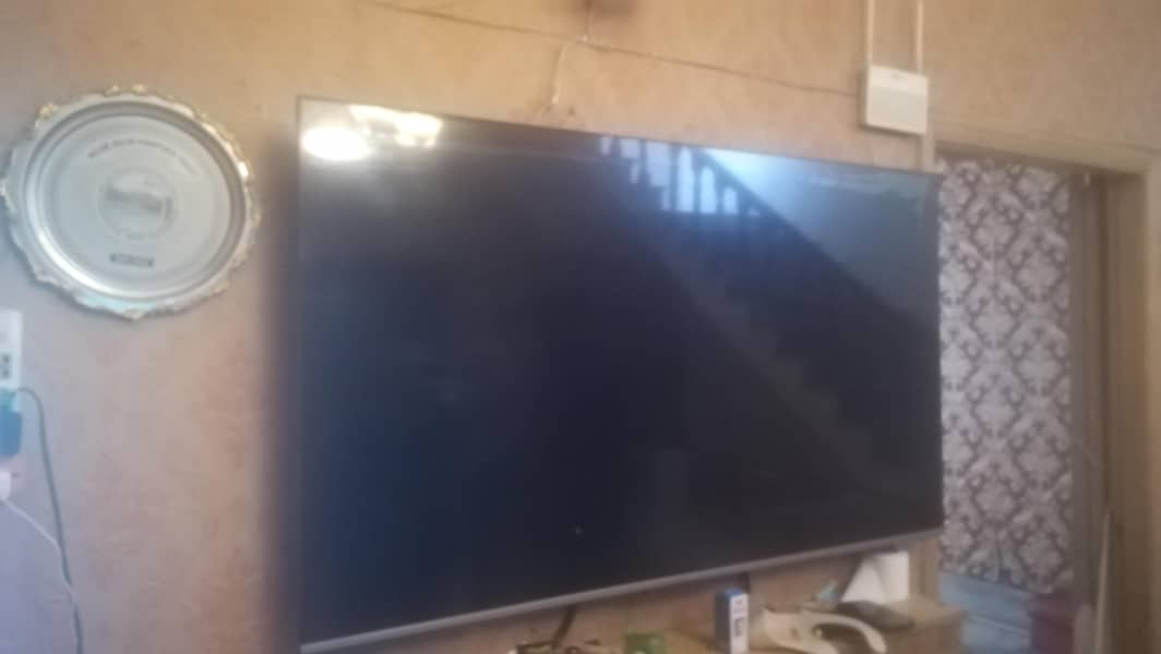 TCL android LED  (panel damaged) 2