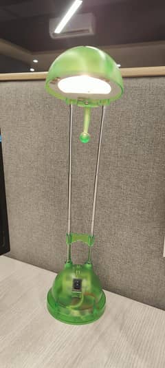 Table lamp