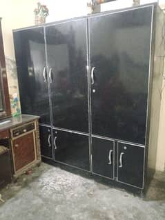 solid wood almari 3 doors