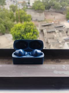 zero aura airbuds