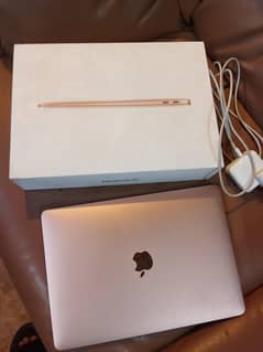 MacBook