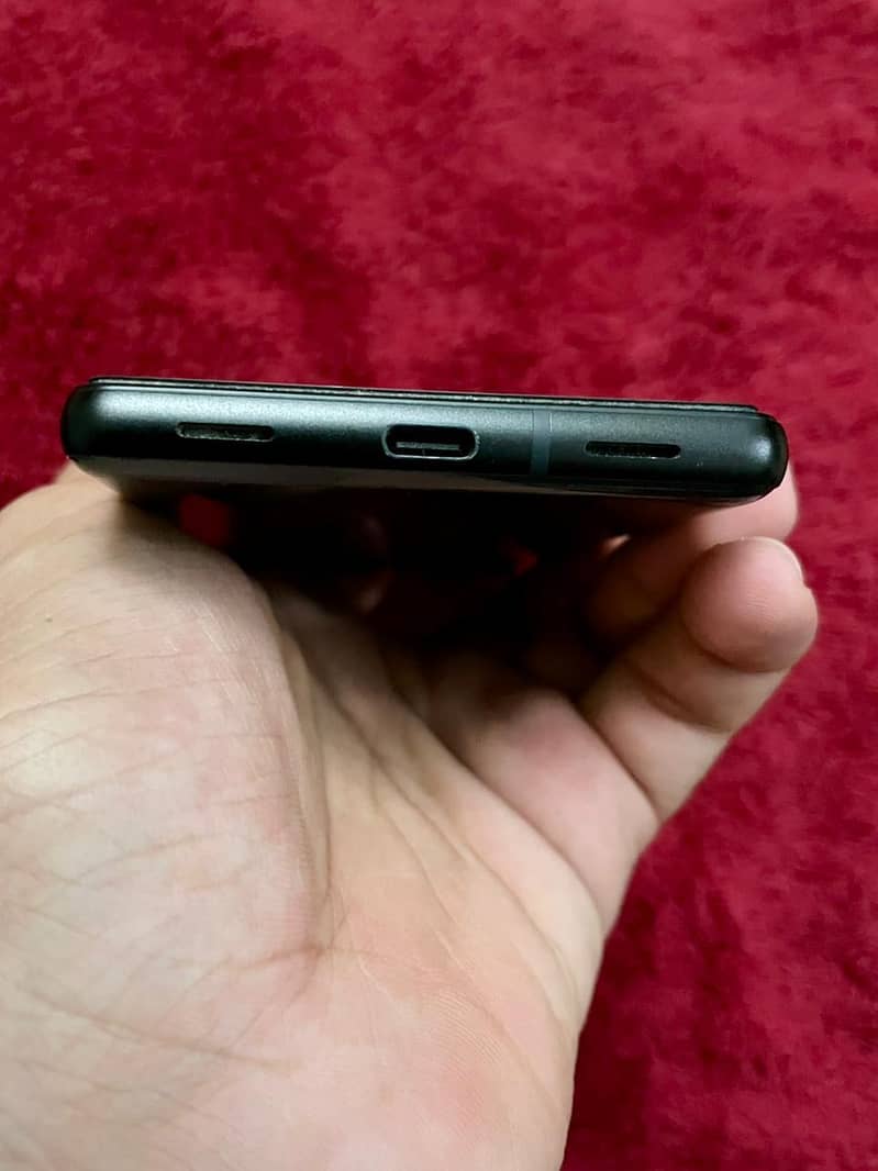 google pixel 6a 10/10 condition non pta 2