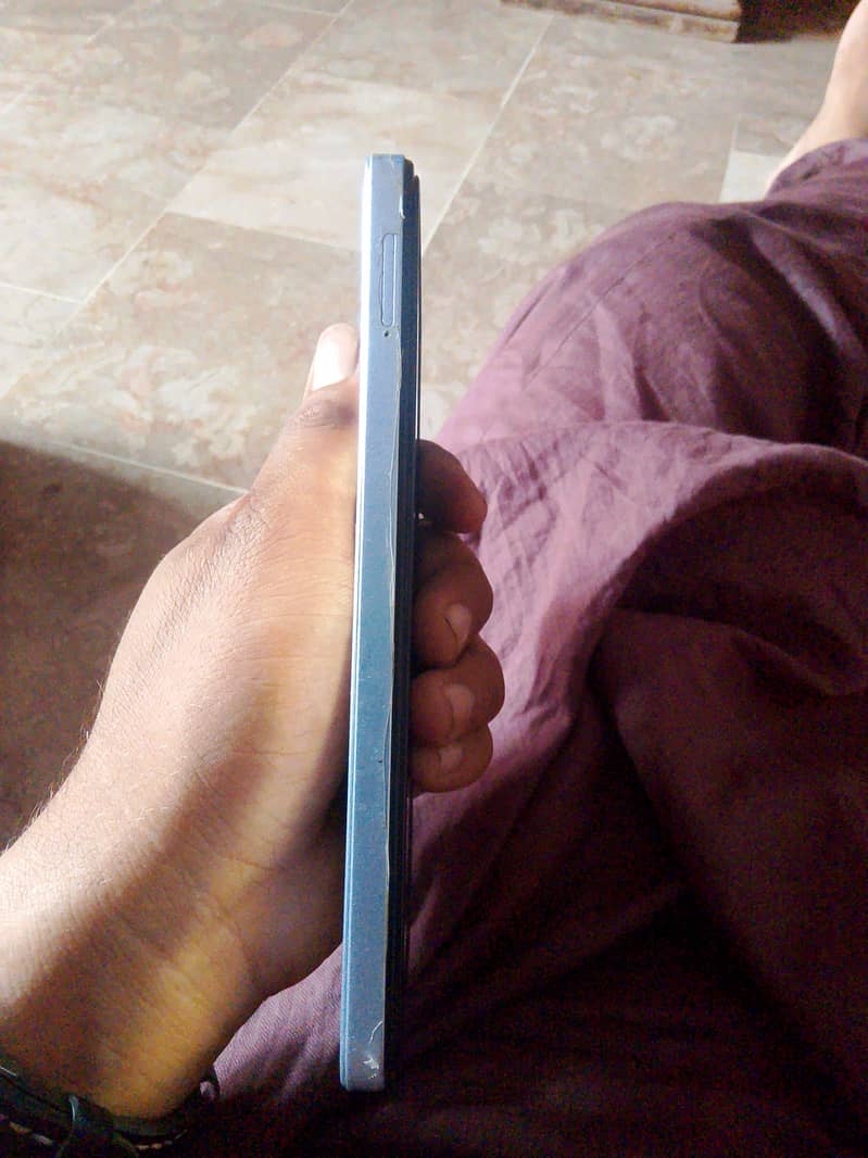 Tecno spark go 2024 with box and charger 1