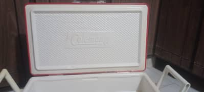Ice box